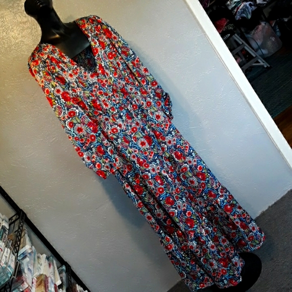 Jessica Simpson Dresses & Skirts - Jessica Simpson tiered maxi dress new